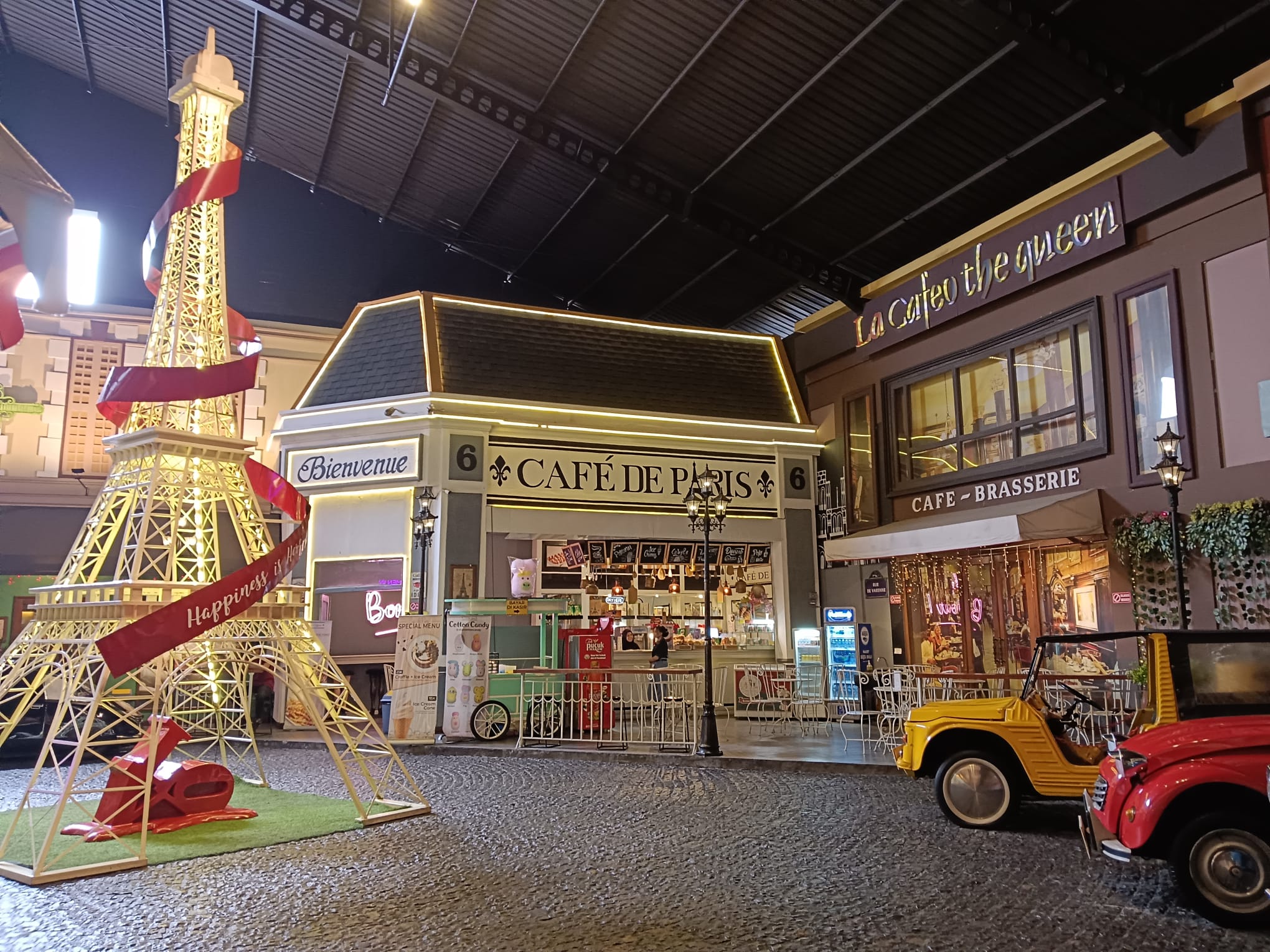 Fascinating 18-21st Century Museum Angkut